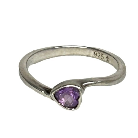 Genuine Heart Shaped Faceted Cut Amethyst 925 Sterling Ring - Picture 7 of 7